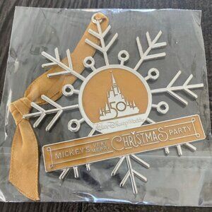 Mickey’s Very Merry Christmas Party ornament 2022 New/ Never been used